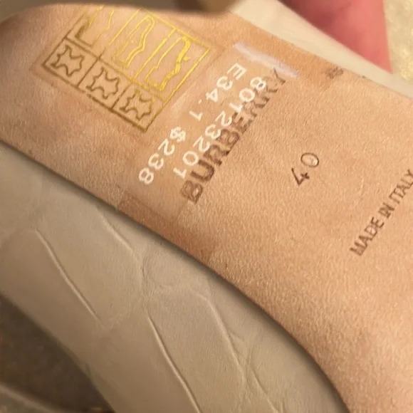 Burberry Beige Croc-Embossed Leather Ankle Strap Heels Size 40/ 9US - Picture 4 of 13